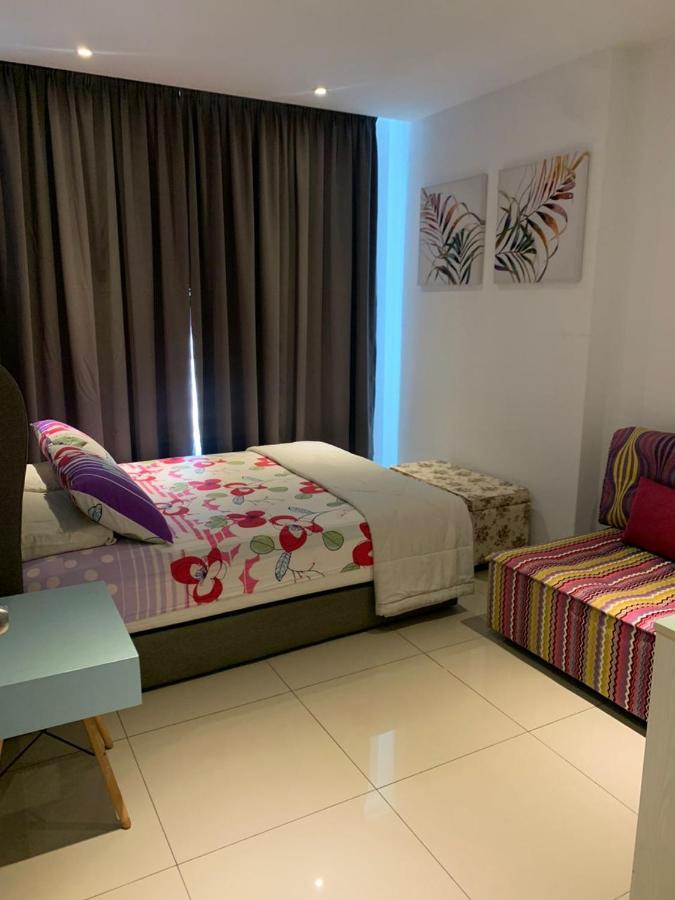 Aiera Homestay @ Meru Casa Kayangan Ipoh Esterno foto